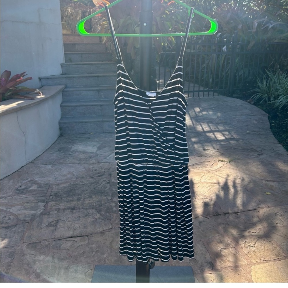 7/$20 Garage black and white stripe short romper